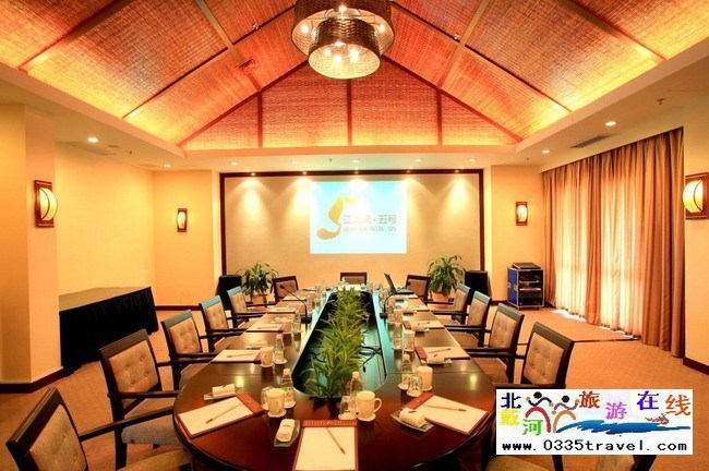 亞龍灣五號(hào)度假別墅酒店