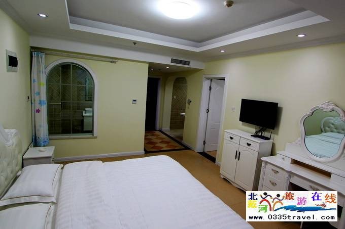 南戴河臨海聽(tīng)濤公寓酒店