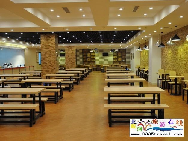 南戴河榮盛·一杯瀾海景度假酒店0335-3522588