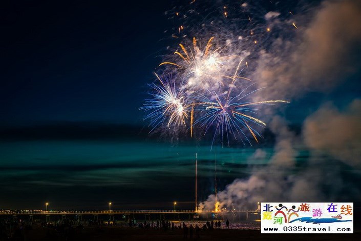北戴河南戴河?xùn)|戴河煙花焰火沙灘篝火晚會(huì)