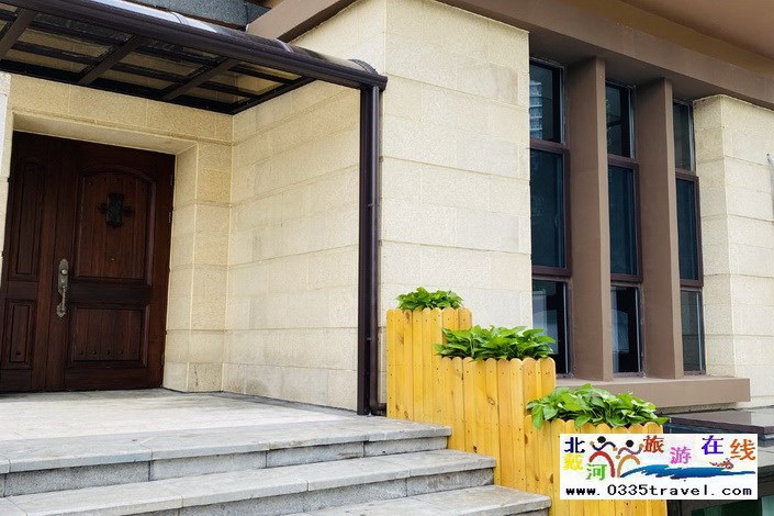 東戴河近海別墅(輕奢泳池小院)咨詢與i的那個(gè)電話18633570222 15703350808