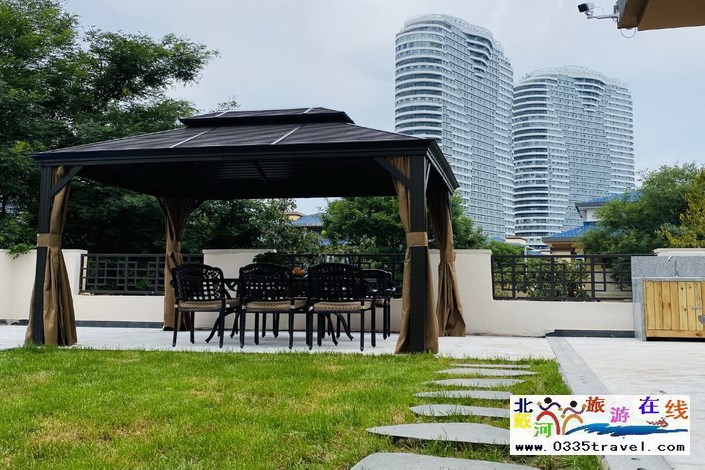 東戴河近海別墅(輕奢泳池小院)咨詢與i的那個(gè)電話18633570222 15703350808