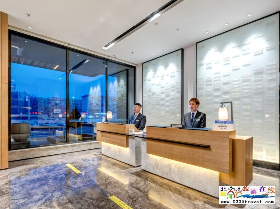 秦皇島海港萬楓酒店電話18633570222