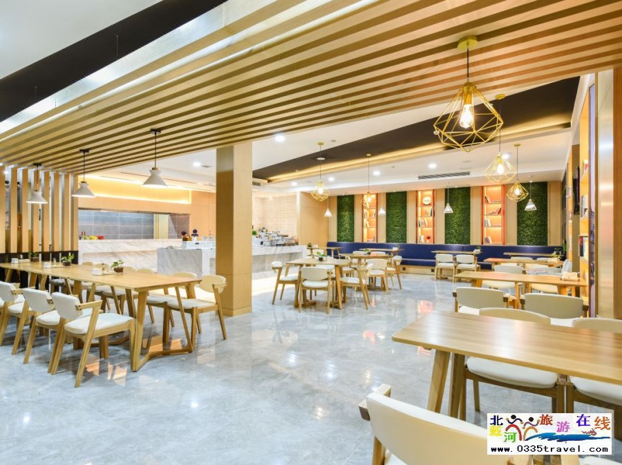 秦皇島山海關(guān)亞朵酒店電話18633570222