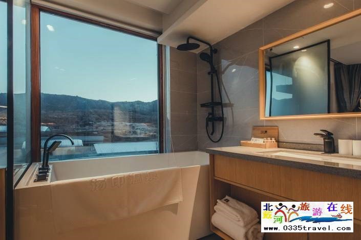 秦皇島山海間溫泉藝術(shù)中心酒店