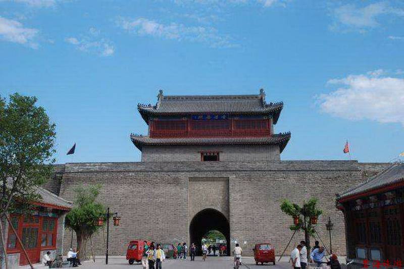 超值“山海關(guān)十年暢游卡”（包含天下第一關(guān)、老龍頭、角山、長壽山、孟姜女廟等九大景區(qū)）