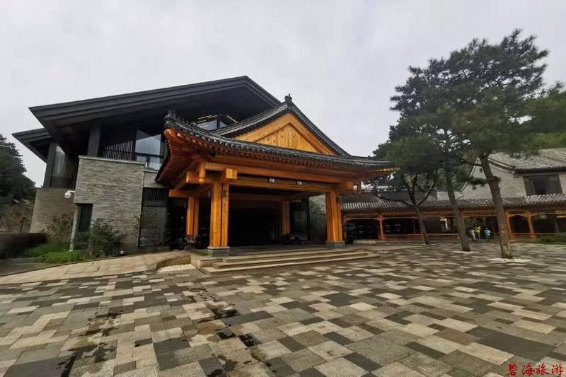 承德金山嶺長(zhǎng)城大酒店咨詢預(yù)定電話18633570222 15703350808 承德金山嶺長(zhǎng)城大酒店咨詢預(yù)定電話18633570222 15703350808