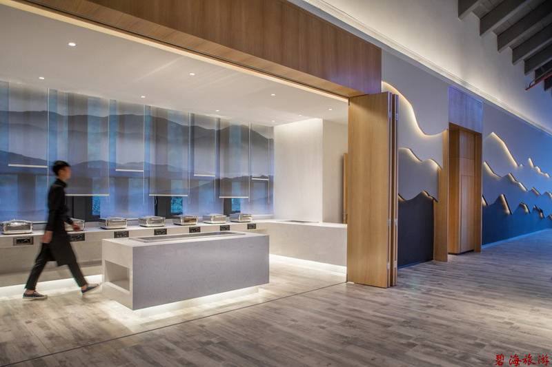 承德金山嶺長(zhǎng)城大酒店咨詢預(yù)定電話18633570222 15703350808 承德金山嶺長(zhǎng)城大酒店咨詢預(yù)定電話18633570222 15703350808