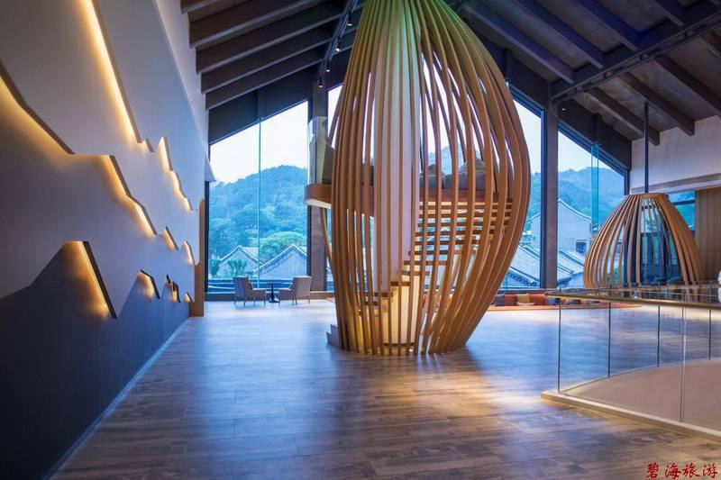 承德金山嶺長(zhǎng)城大酒店咨詢預(yù)定電話18633570222 15703350808 承德金山嶺長(zhǎng)城大酒店咨詢預(yù)定電話18633570222 15703350808