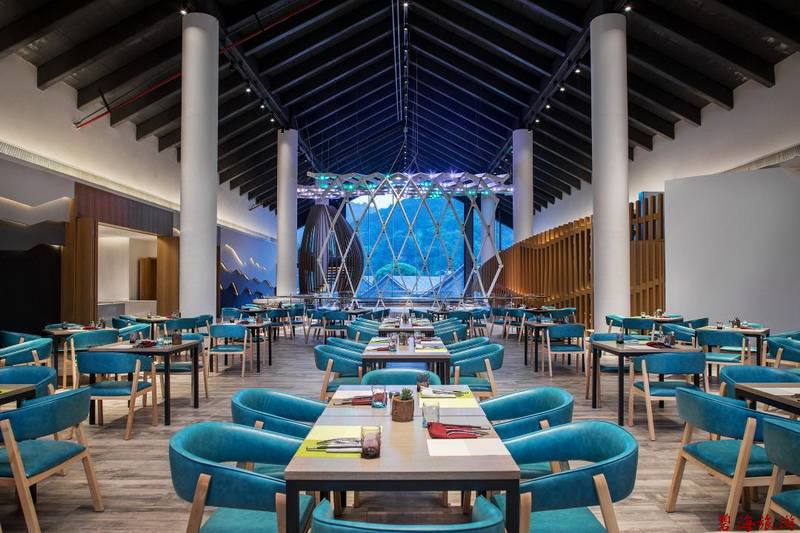 承德金山嶺長(zhǎng)城大酒店咨詢預(yù)定電話18633570222 15703350808 承德金山嶺長(zhǎng)城大酒店咨詢預(yù)定電話18633570222 15703350808